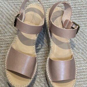 Soludos Minorca Platform Espadrille Sandals in nude leather
